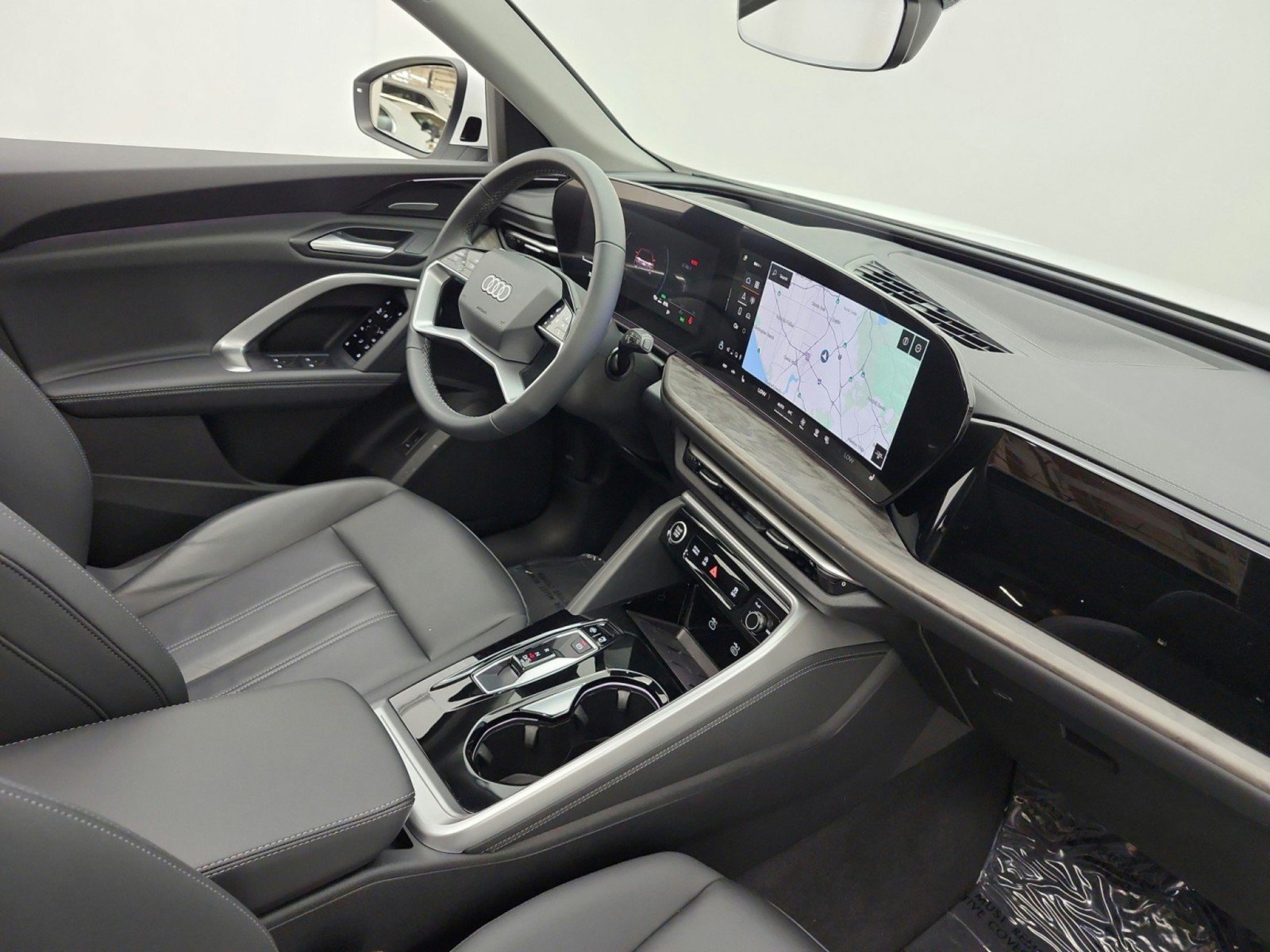 Used 2025 Audi Q5 Premium Plus w/ Premium Plus AWD/4WD image 18