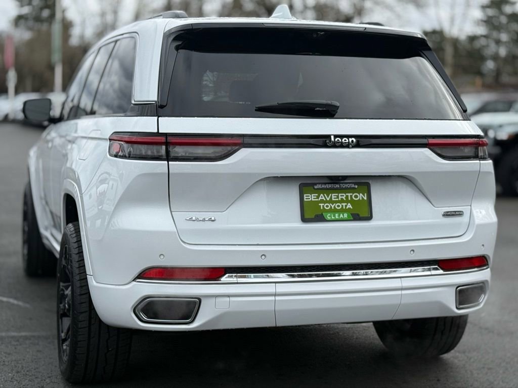 Used 2022 Jeep Grand Cherokee Overland w/ Luxury Tech Group IV image 3