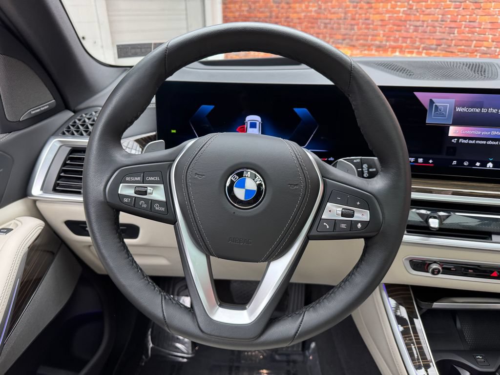 Used 2026 BMW X5 xDrive40i AWD/4WD image 14