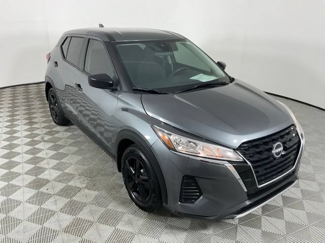 Used 2024 Nissan Kicks S FWD image 13
