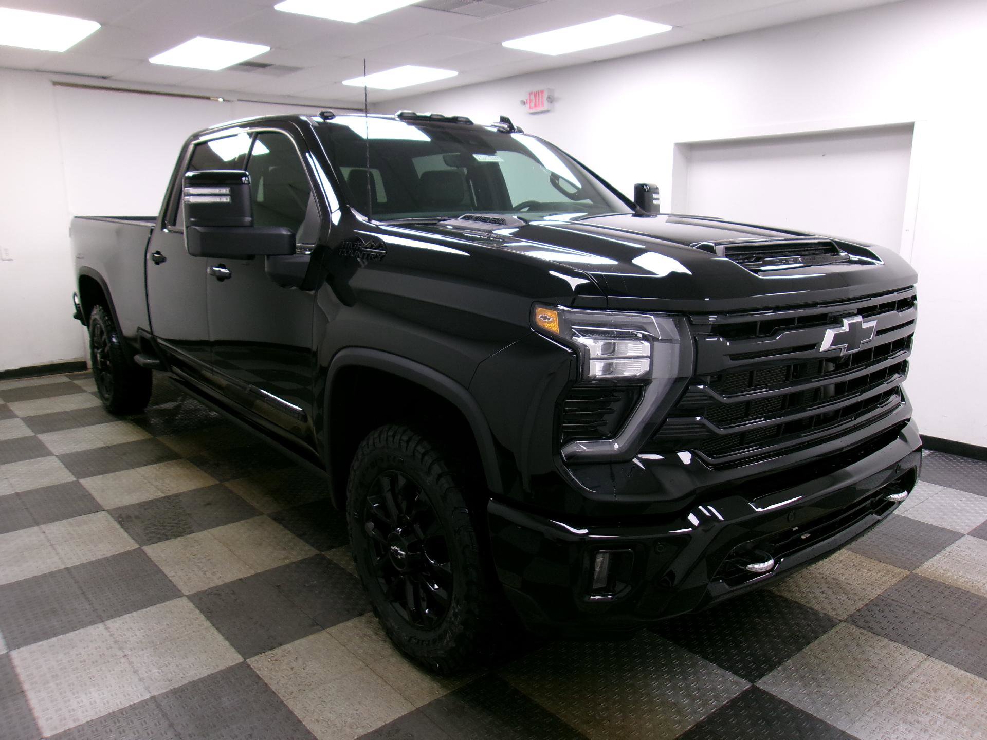 New 2026 Chevrolet Silverado 2500 High Country w/ Midnight Edition image 14