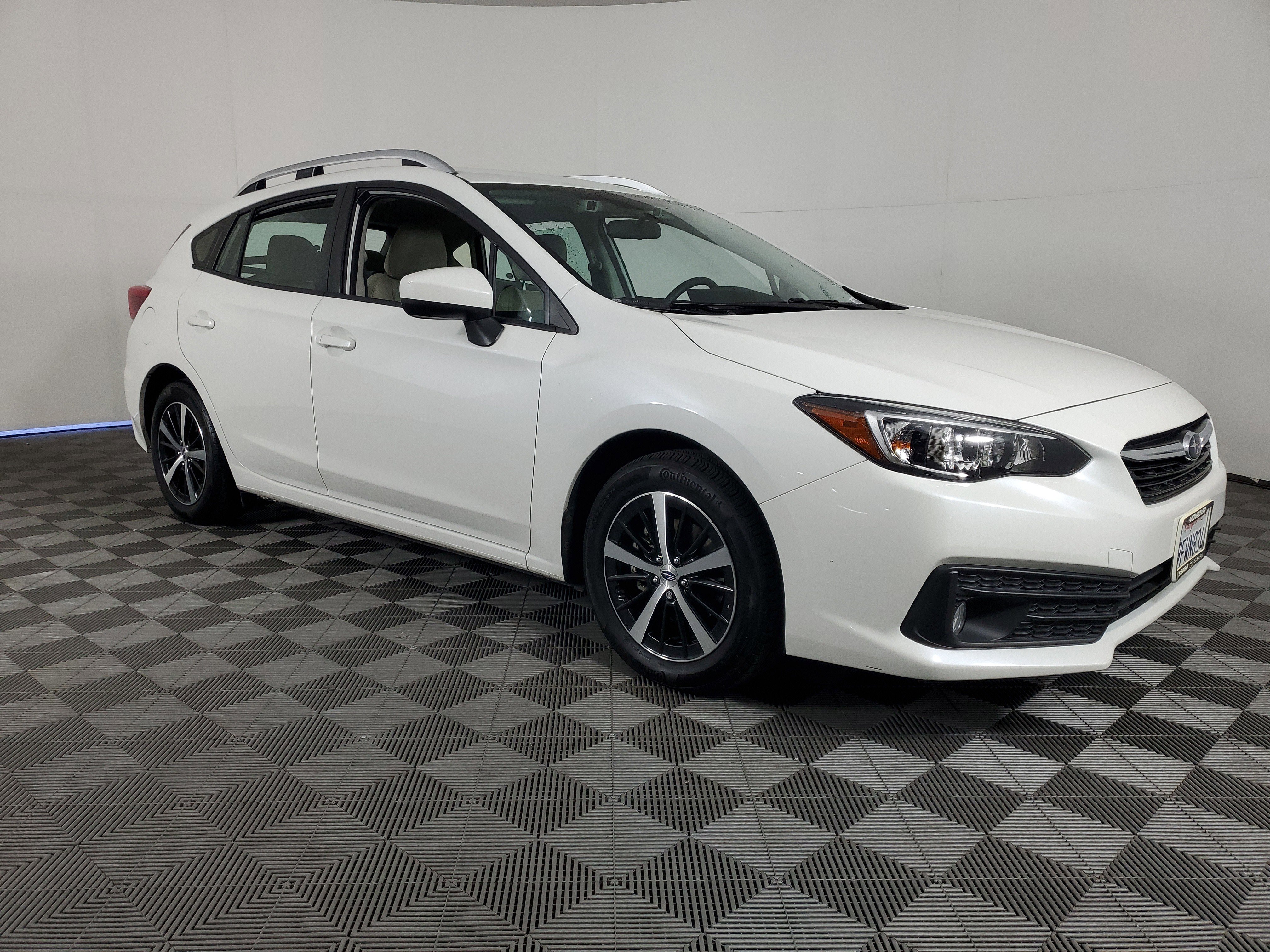 Used 2023 Subaru Impreza Premium image 2