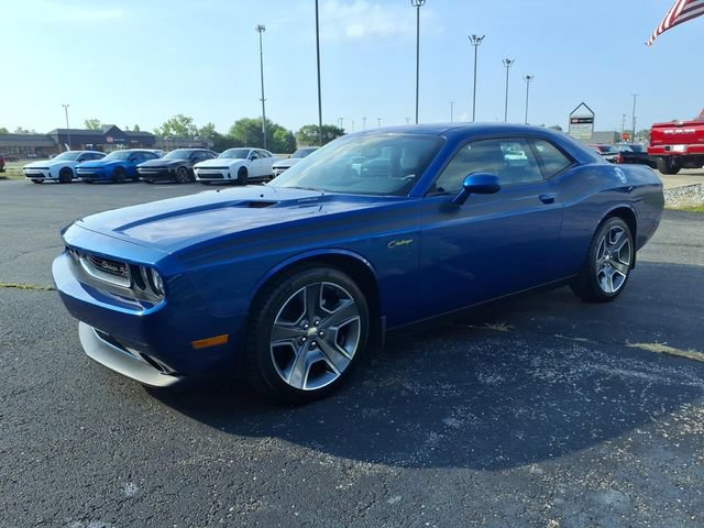 Used 2012 Dodge Challenger R/T RWD image 3