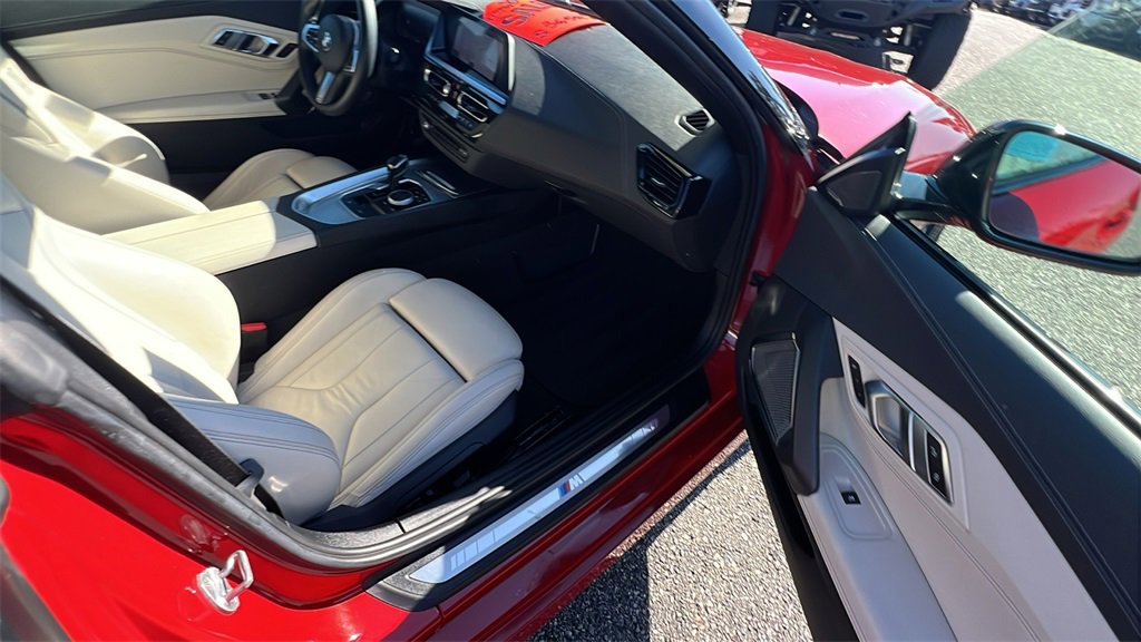 Used 2019 BMW Z4 sDrive30i image 18