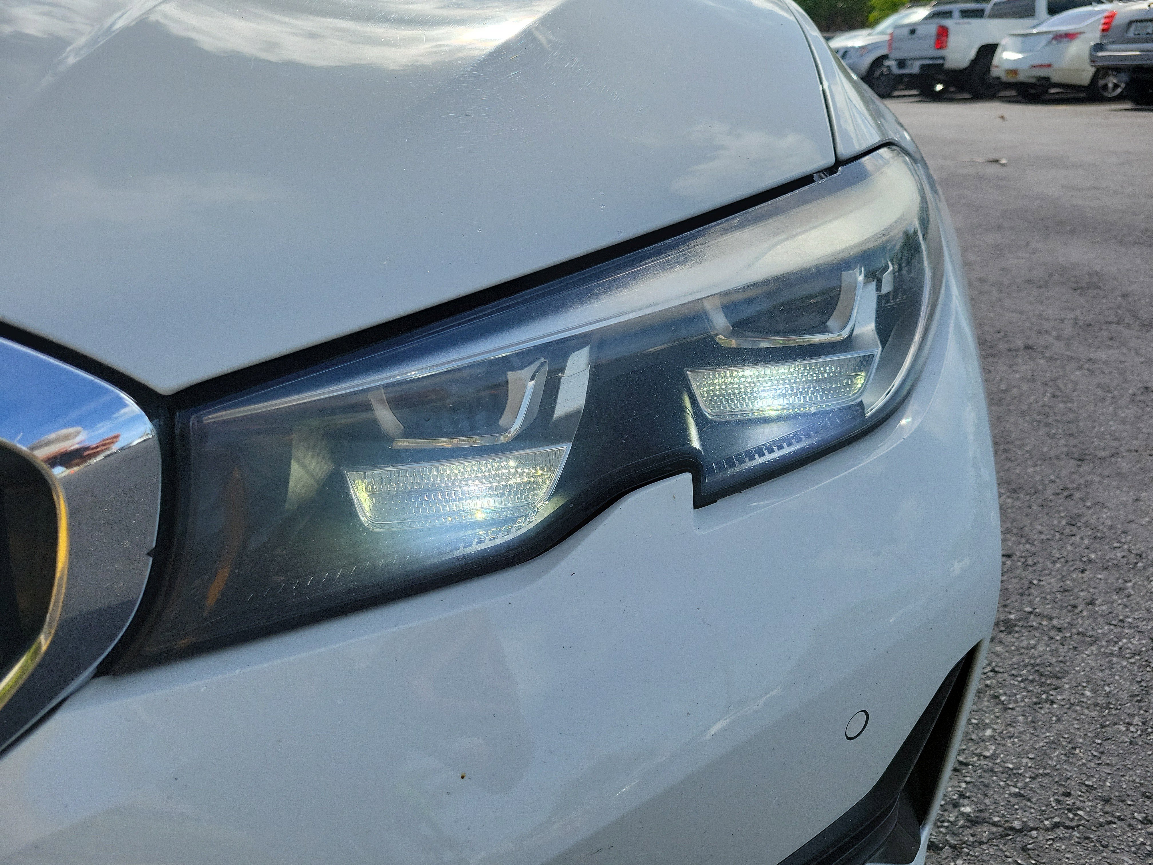 Used 2020 BMW 330i Sedan w/ Driving Assistance Package image 11