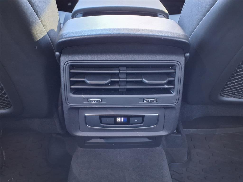 Used 2025 Audi Q7 2.0T Premium w/ Convenience Plus Package image 24