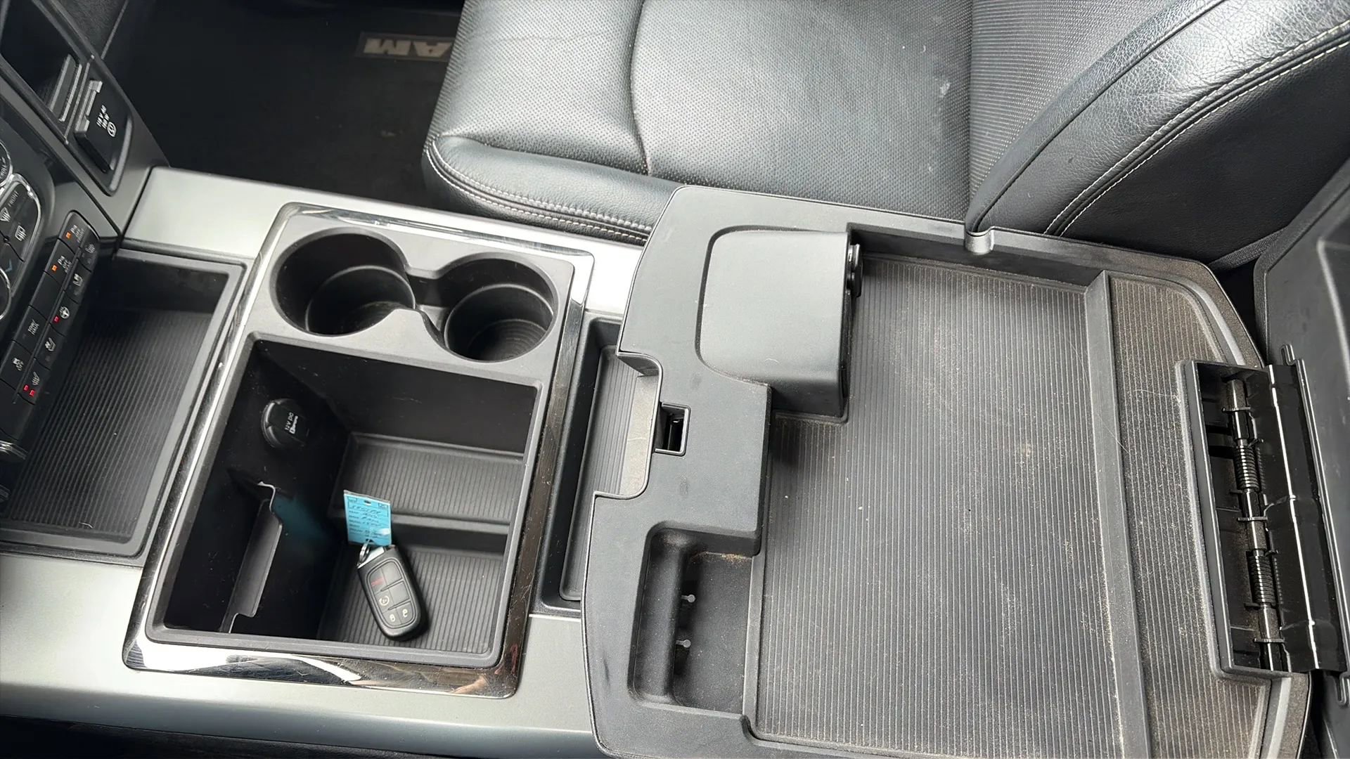 Used 2015 RAM 1500 Sport w/ Convenience Group image 40