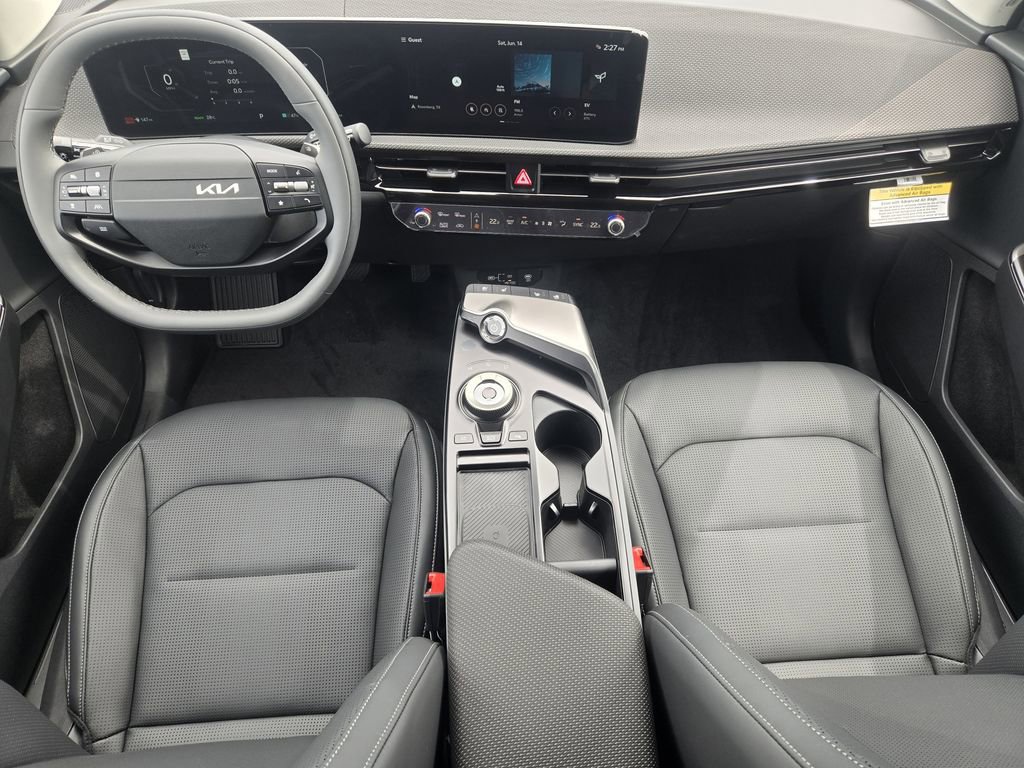 New 2025 Kia EV6 Wind RWD image 19