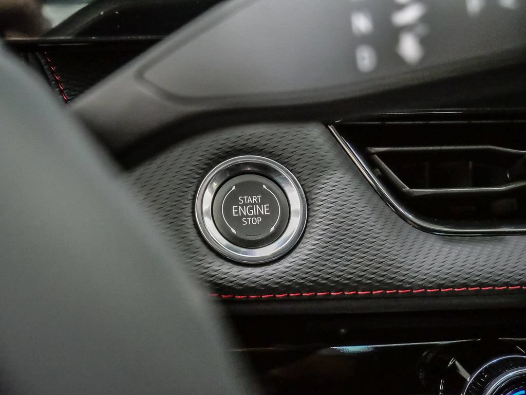 New 2027 Chevrolet Equinox RS w/ Safety and Technology Package FWD image 30