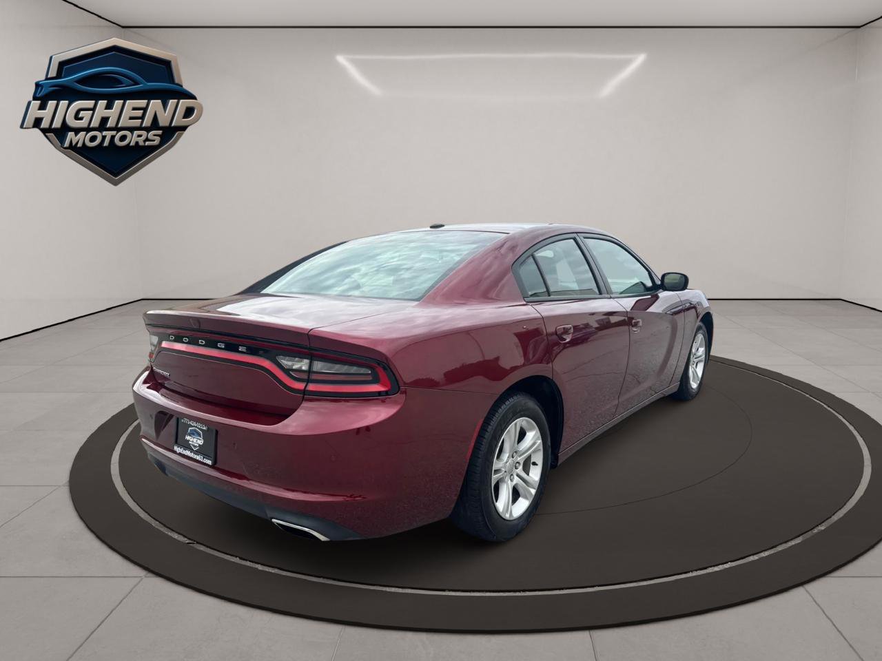 Used 2020 Dodge Charger SXT w/ Leather Interior Group RWD image 6