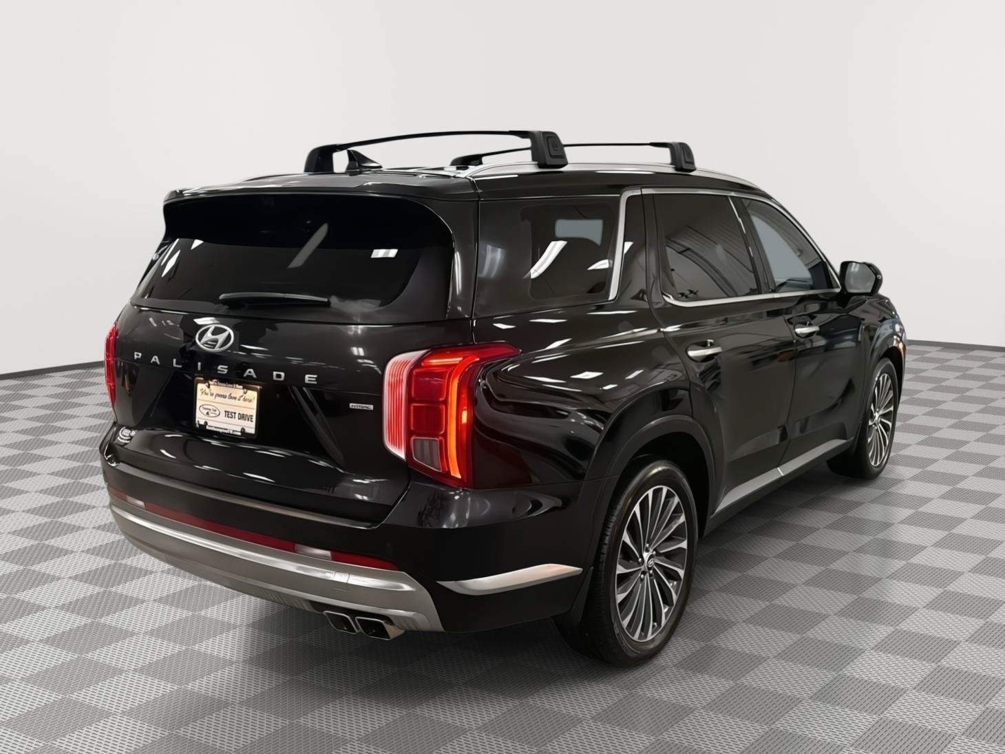 Used 2024 Hyundai Palisade Calligraphy AWD/4WD image 5