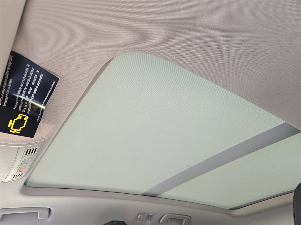 New 2026 Volkswagen Taos SE image 20