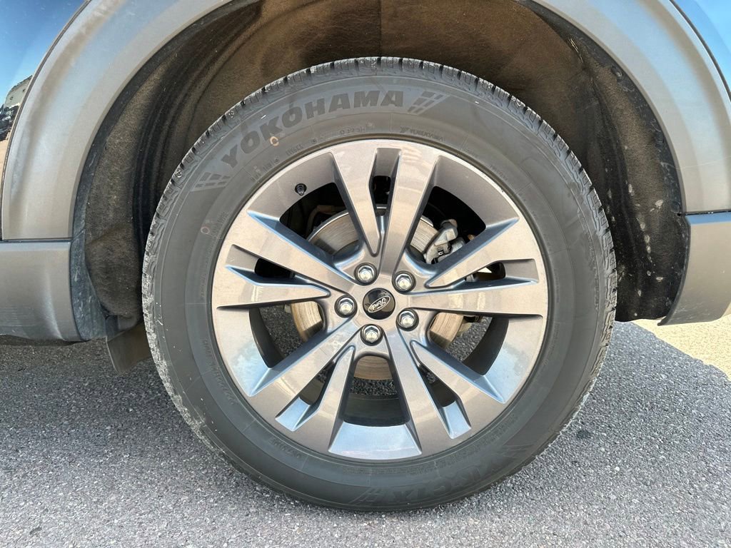 Used 2021 Ford Explorer XLT w/ Equipment Group 202A AWD/4WD image 42