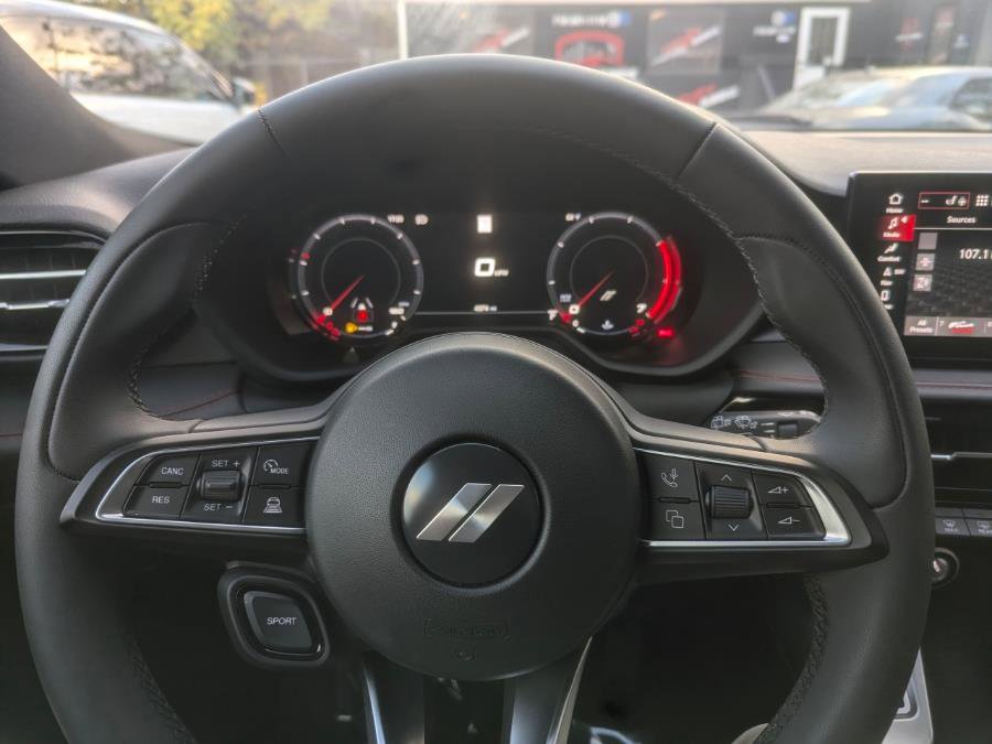 Used 2023 Dodge Hornet GT Plus w/ GT Blacktop Package image 13