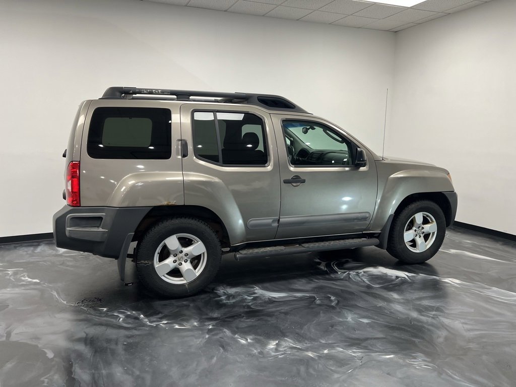 Used 2005 Nissan Xterra SE image 21