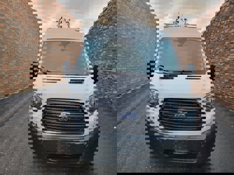 Used 2015 Ford Transit 150 148 Medium Roof image 5