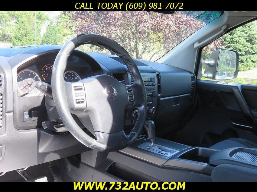 Used 2008 Nissan Titan SE image 23