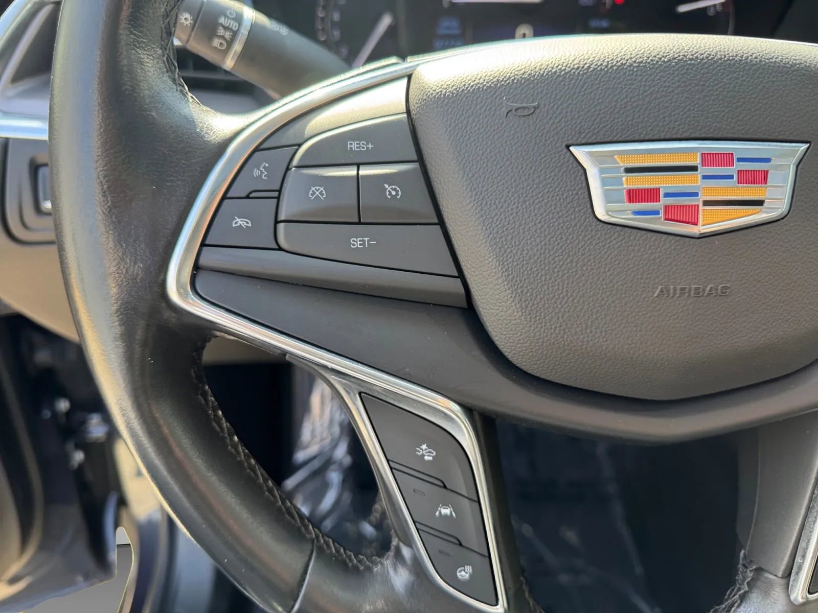 Used 2019 Cadillac XT5 Luxury image 24