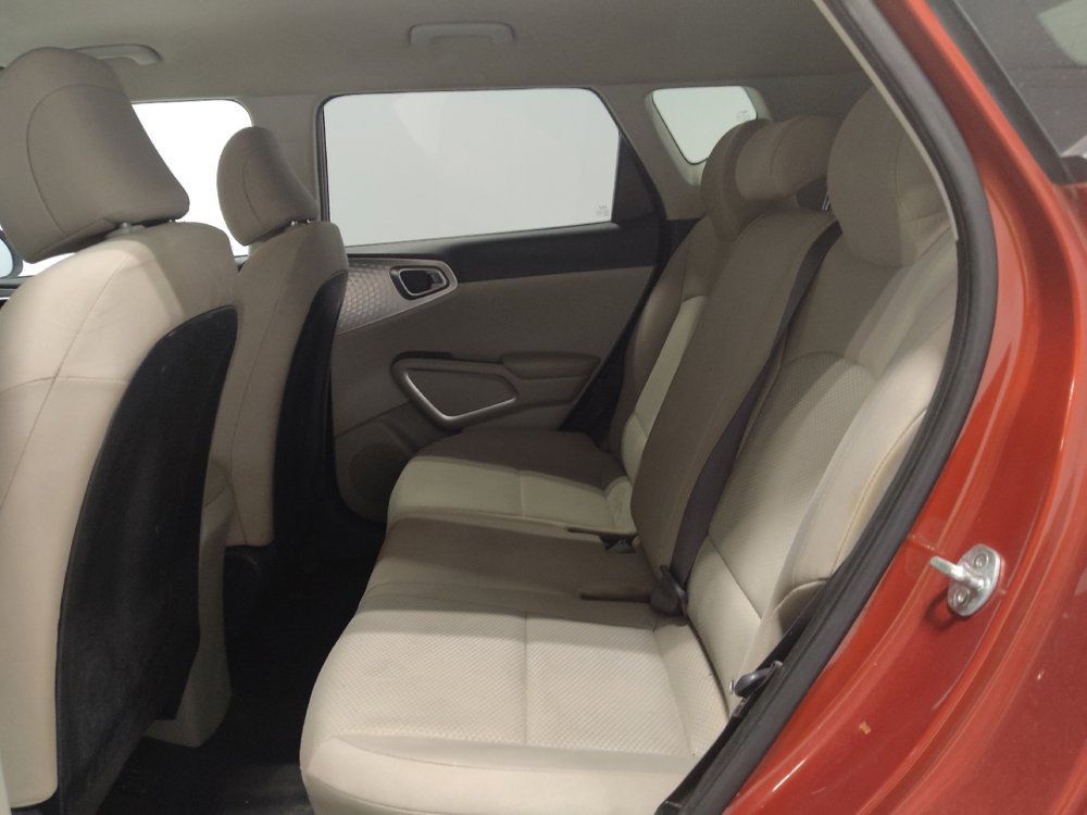 Used 2022 Kia Soul LX FWD image 18