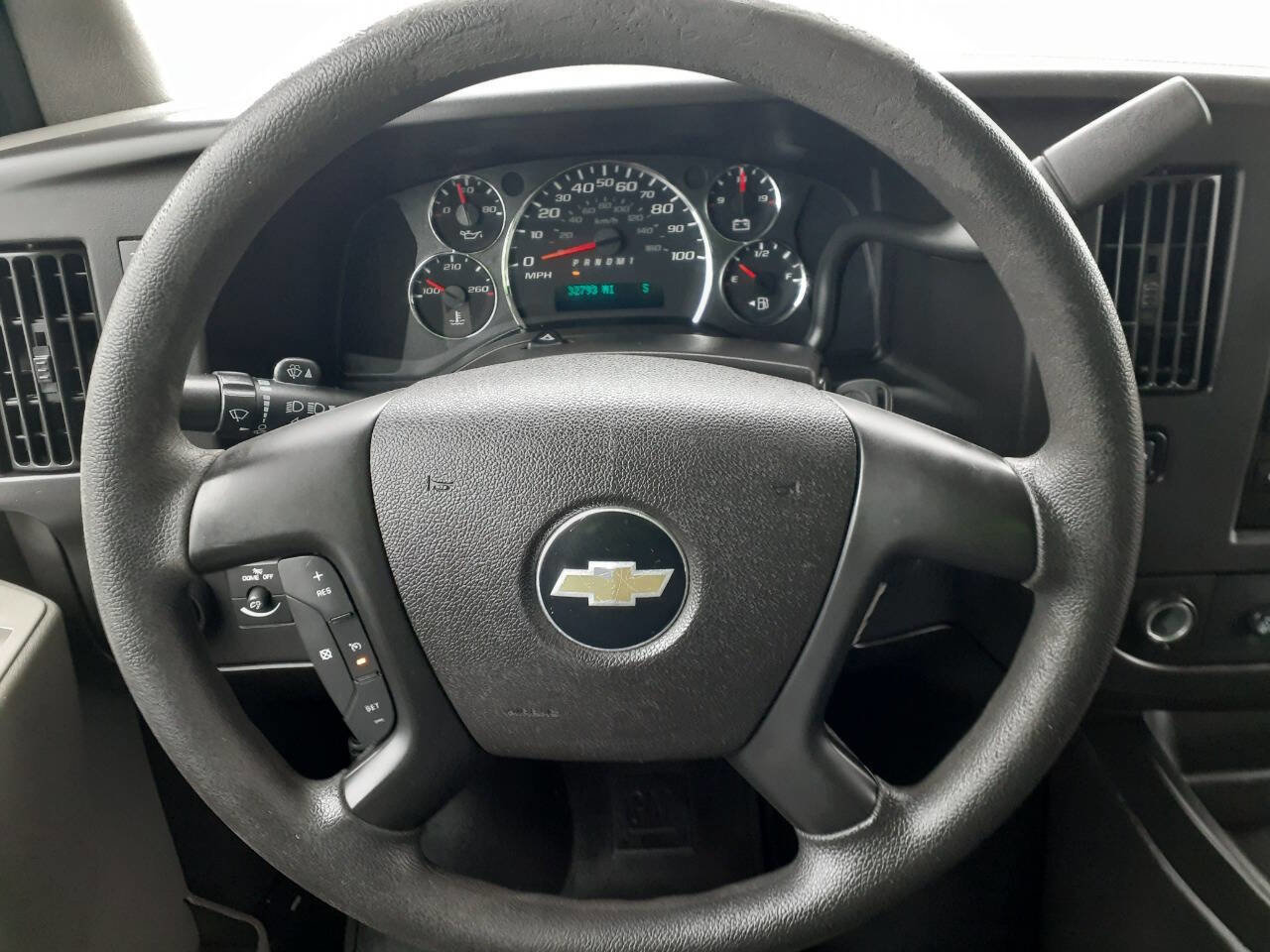 Used 2014 Chevrolet Express 3500 LT w/ LT Preferred Equipment Group image 11