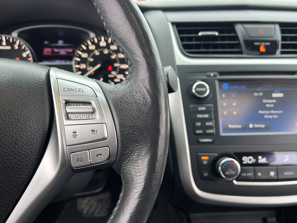 Used 2017 Nissan Altima 2.5 SL w/ 2.5 Technology Package image 32