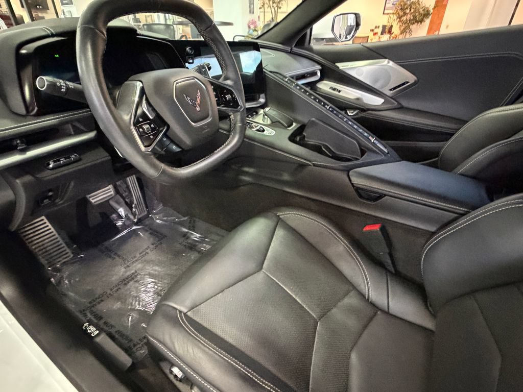 Used 2023 Chevrolet Corvette Stingray Preferred Cpe w/ 2LT RWD image 16