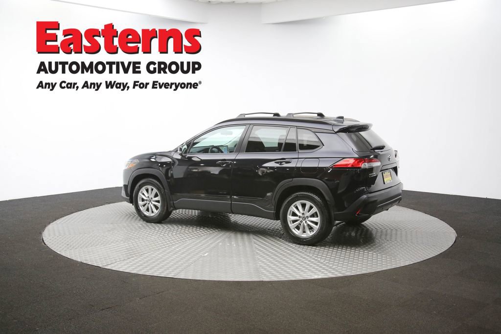 Used 2022 Toyota Corolla Cross LE image 59