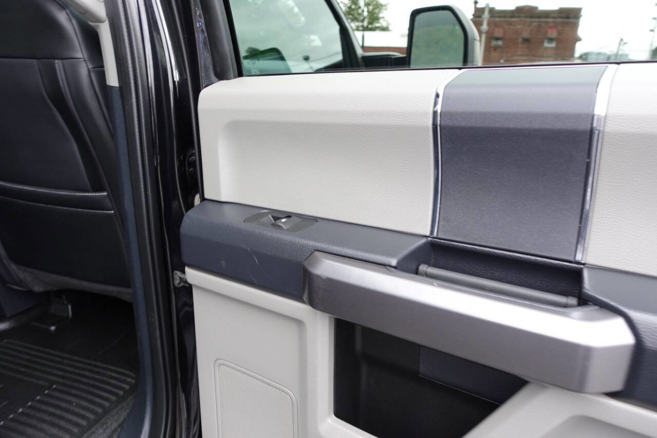 Used 2022 Ford F350 XLT w/ XLT Value Package image 30