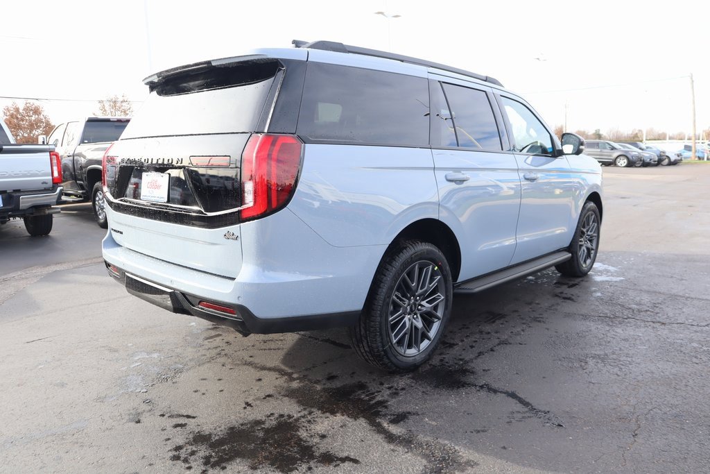 New 2026 Ford Expedition Platinum w/ Stealth Appearance Package image 22