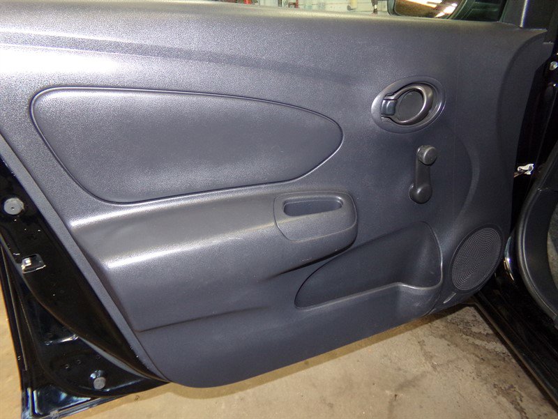 Used 2016 Nissan Versa S image 49