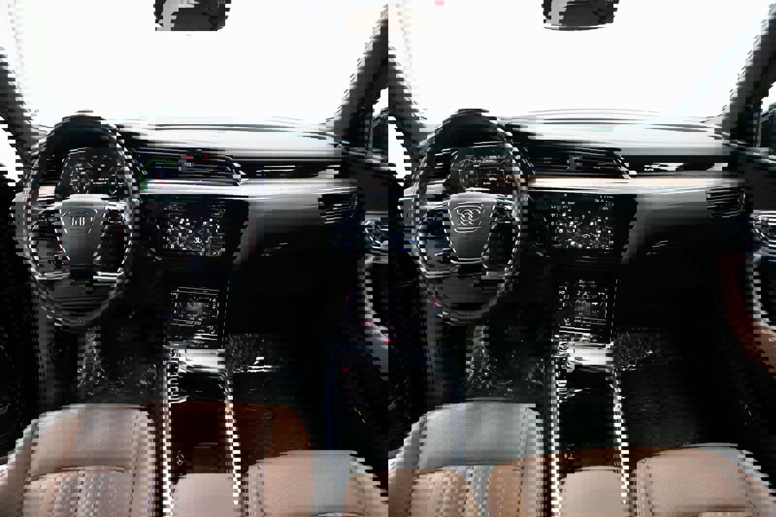 Used 2022 Audi e-tron Premium Plus w/ Premium Plus Package image 13