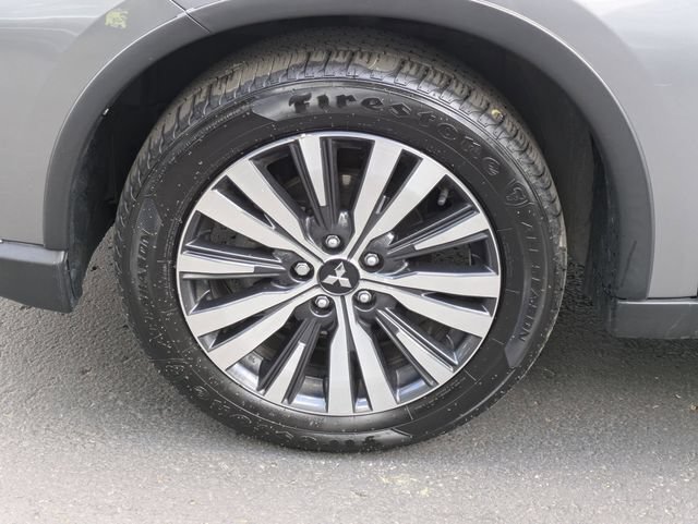 Used 2020 Mitsubishi Outlander SEL AWD/4WD image 37