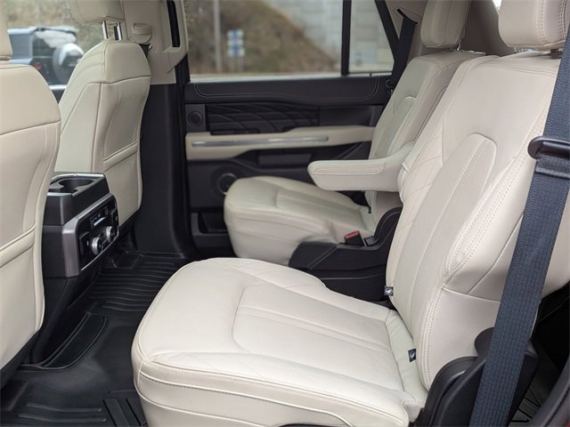 Used 2021 Ford Expedition Platinum image 29