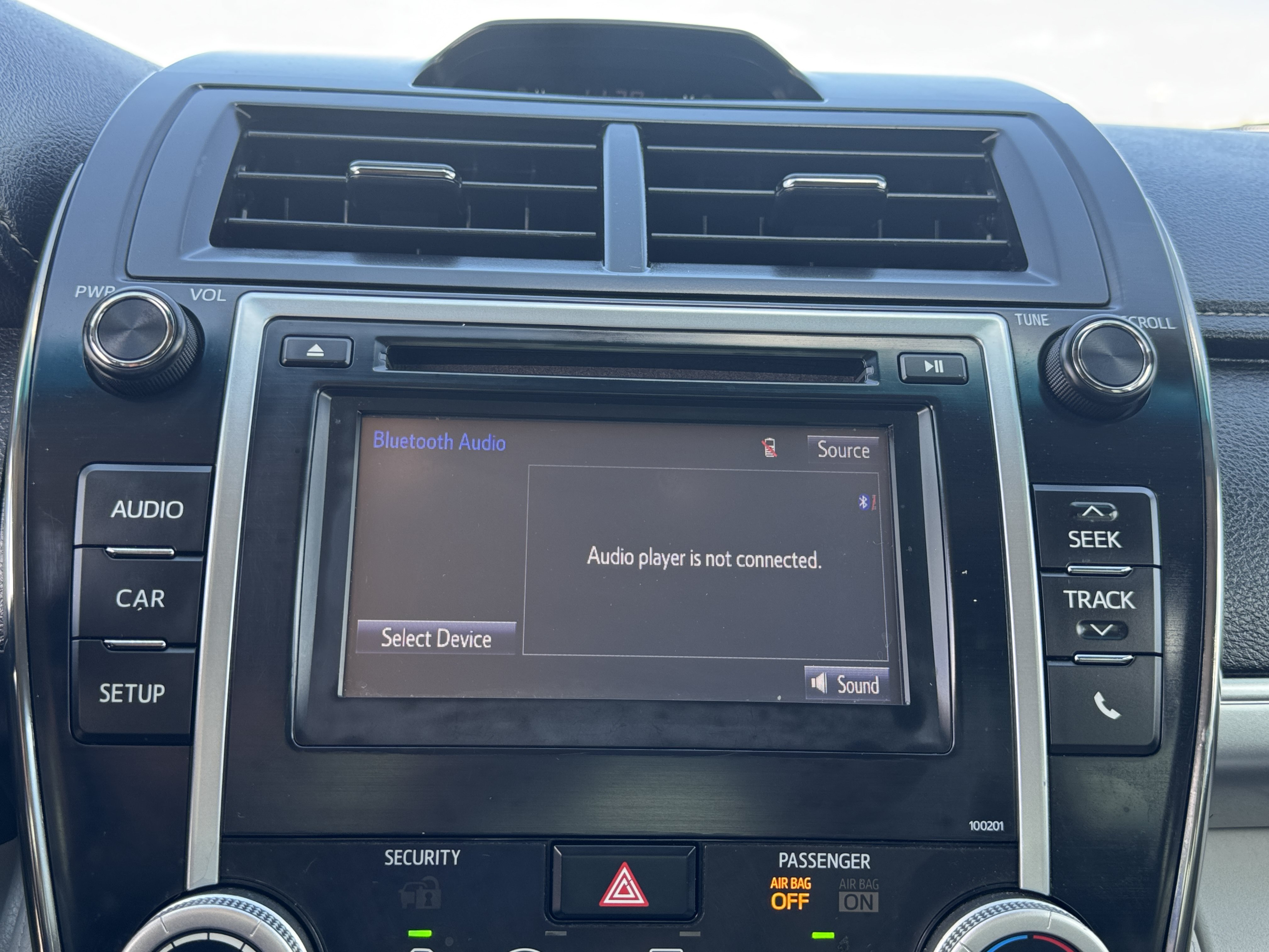 Used 2014 Toyota Camry LE FWD image 27