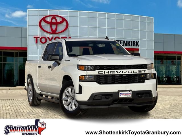 Used 2021 Chevrolet Silverado 1500 Custom image 1