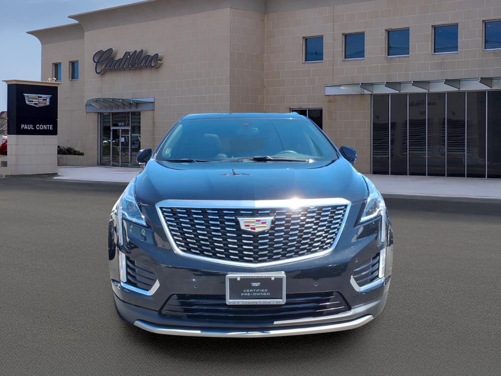 Certified 2023 Cadillac XT5 Premium Luxury AWD/4WD image 2
