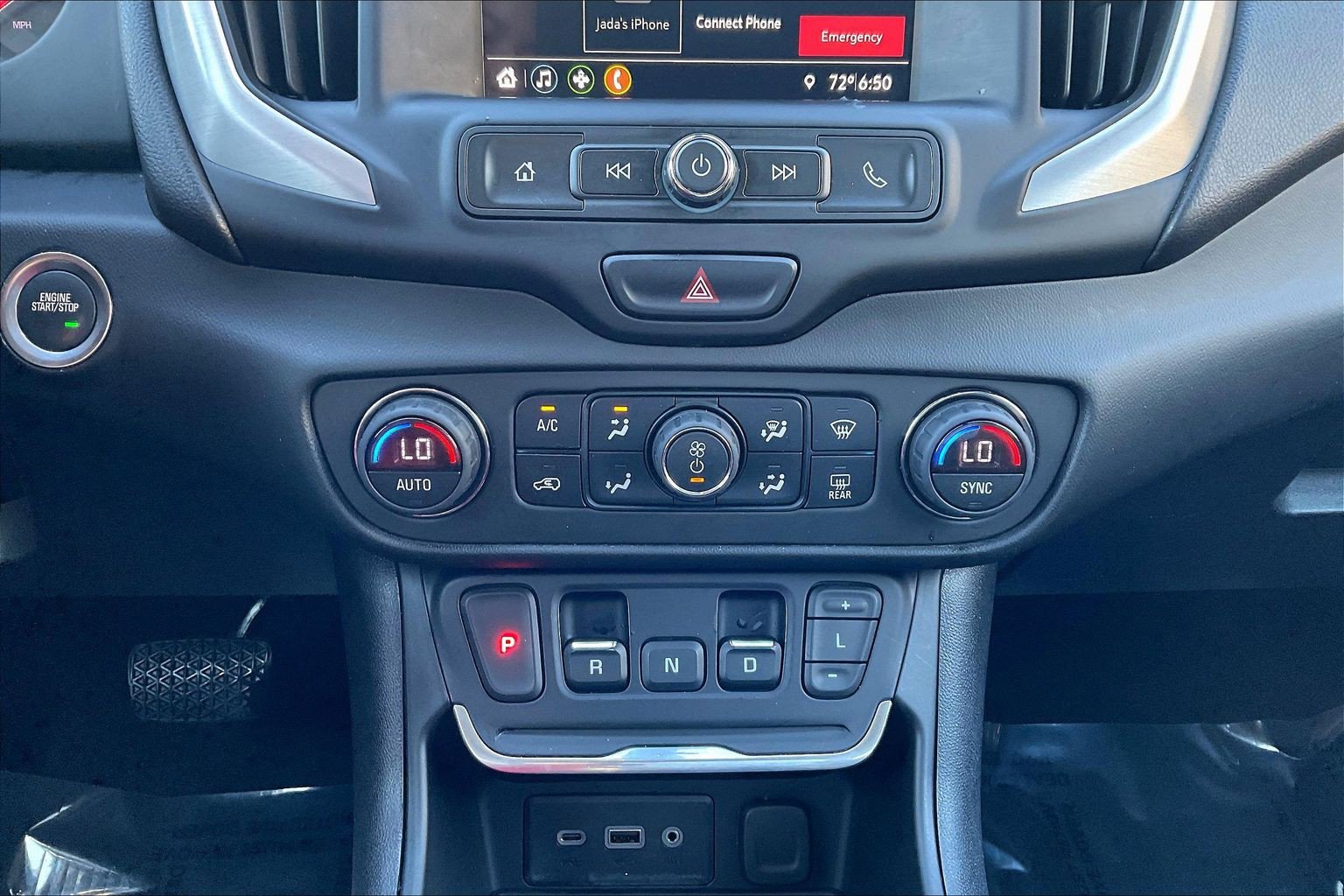 Used 2019 GMC Terrain SLE w/ Driver Convenience Package AWD/4WD image 15