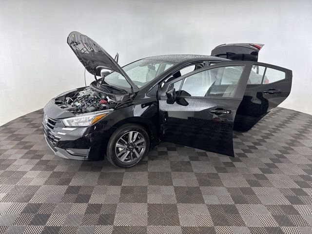 Certified 2025 Nissan Versa SV w/ Trunk Package FWD image 10