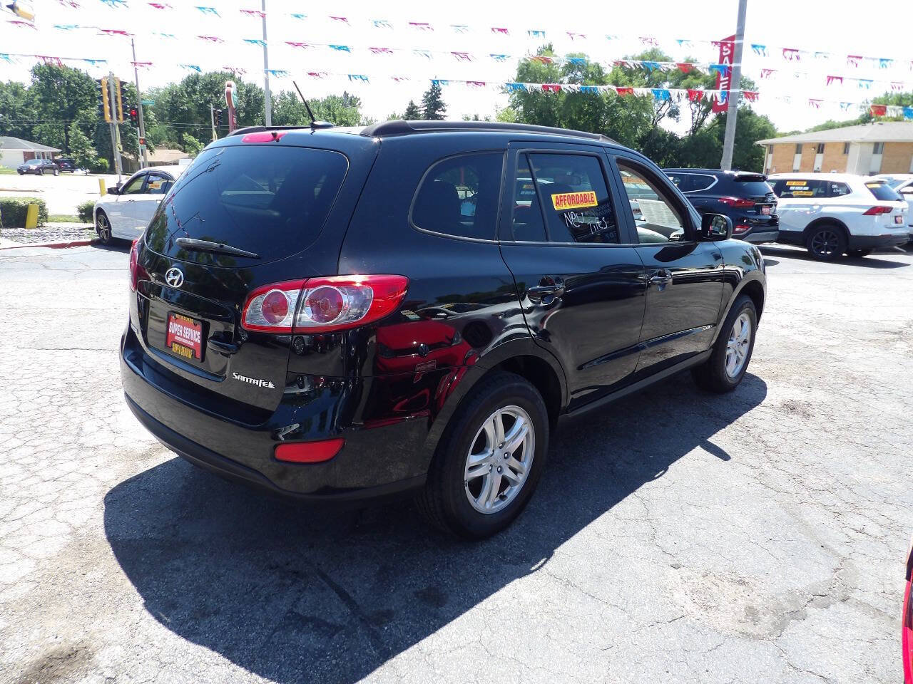 Used 2011 Hyundai Santa Fe GLS FWD image 6