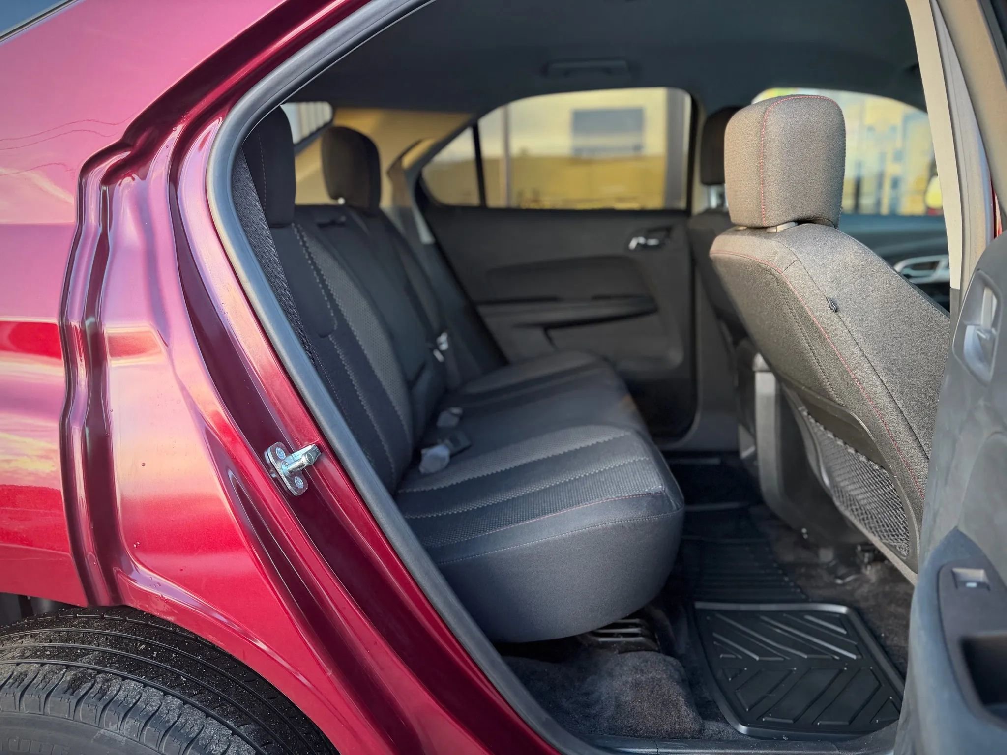 Used 2016 Chevrolet Equinox LT w/ Convenience Package image 18