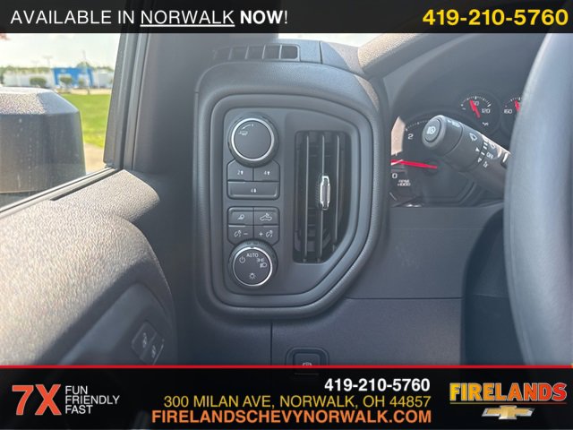 New 2025 Chevrolet Silverado 2500 Custom w/ Custom Value Package image 3