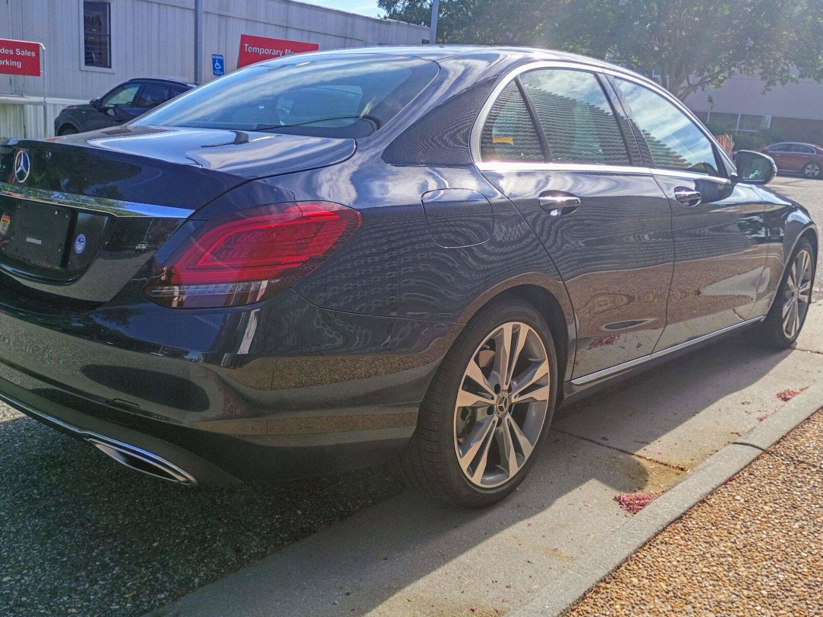 Used 2019 Mercedes-Benz C 300 Sedan image 4