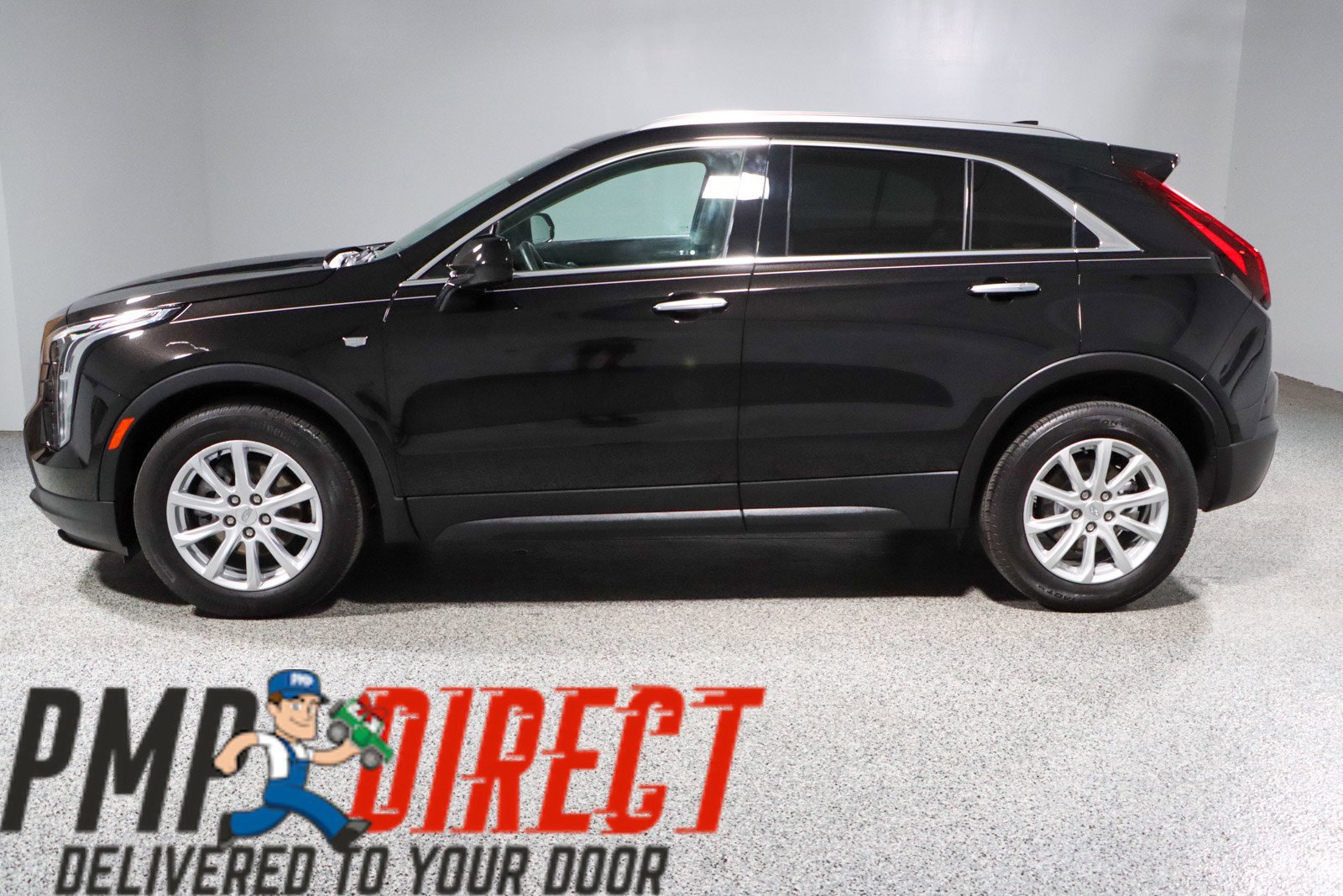 Used 2023 Cadillac XT4 Luxury w/ Cold Weather Package AWD/4WD image 10