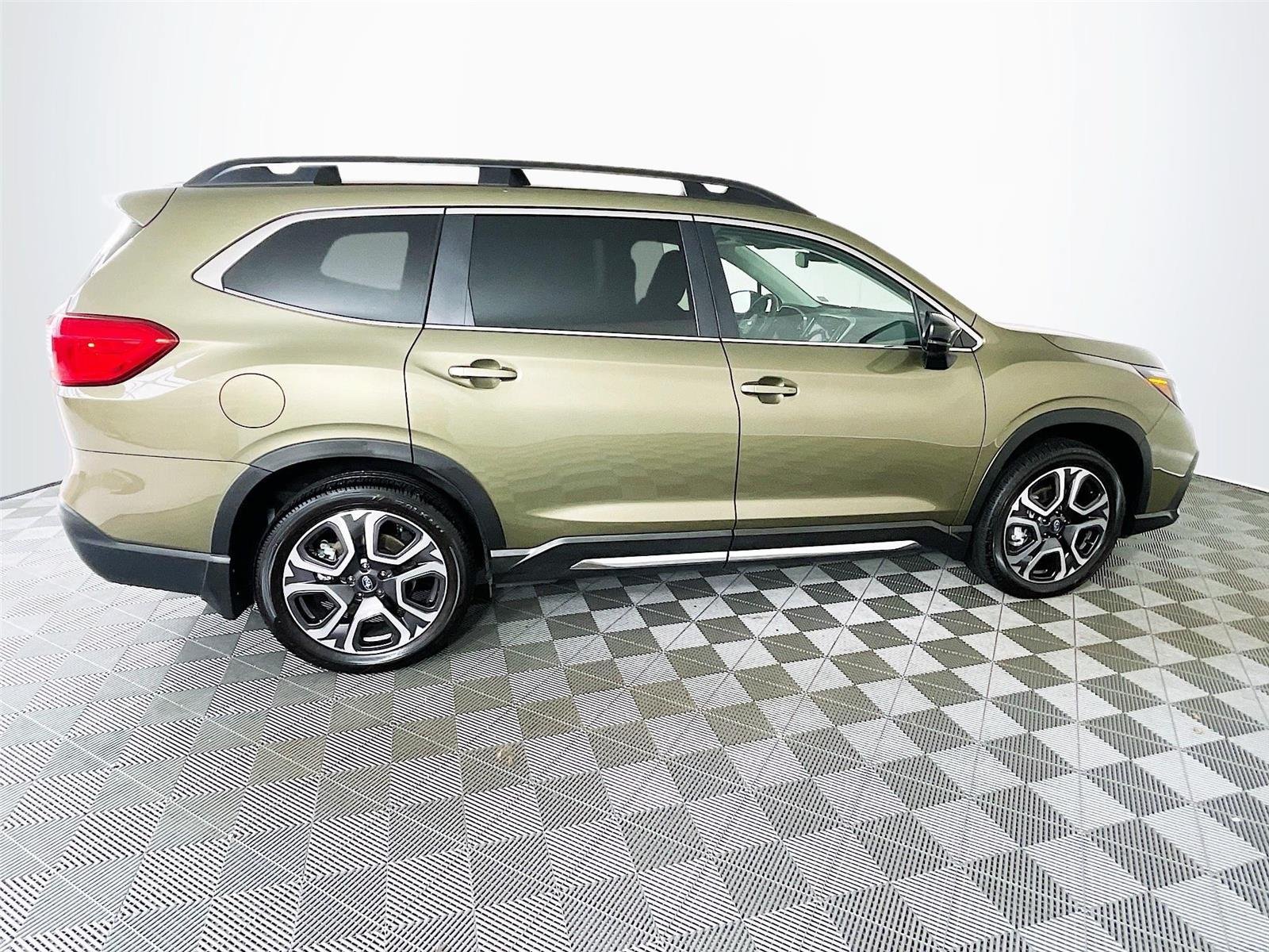 Certified 2025 Subaru Ascent Limited AWD/4WD image 11