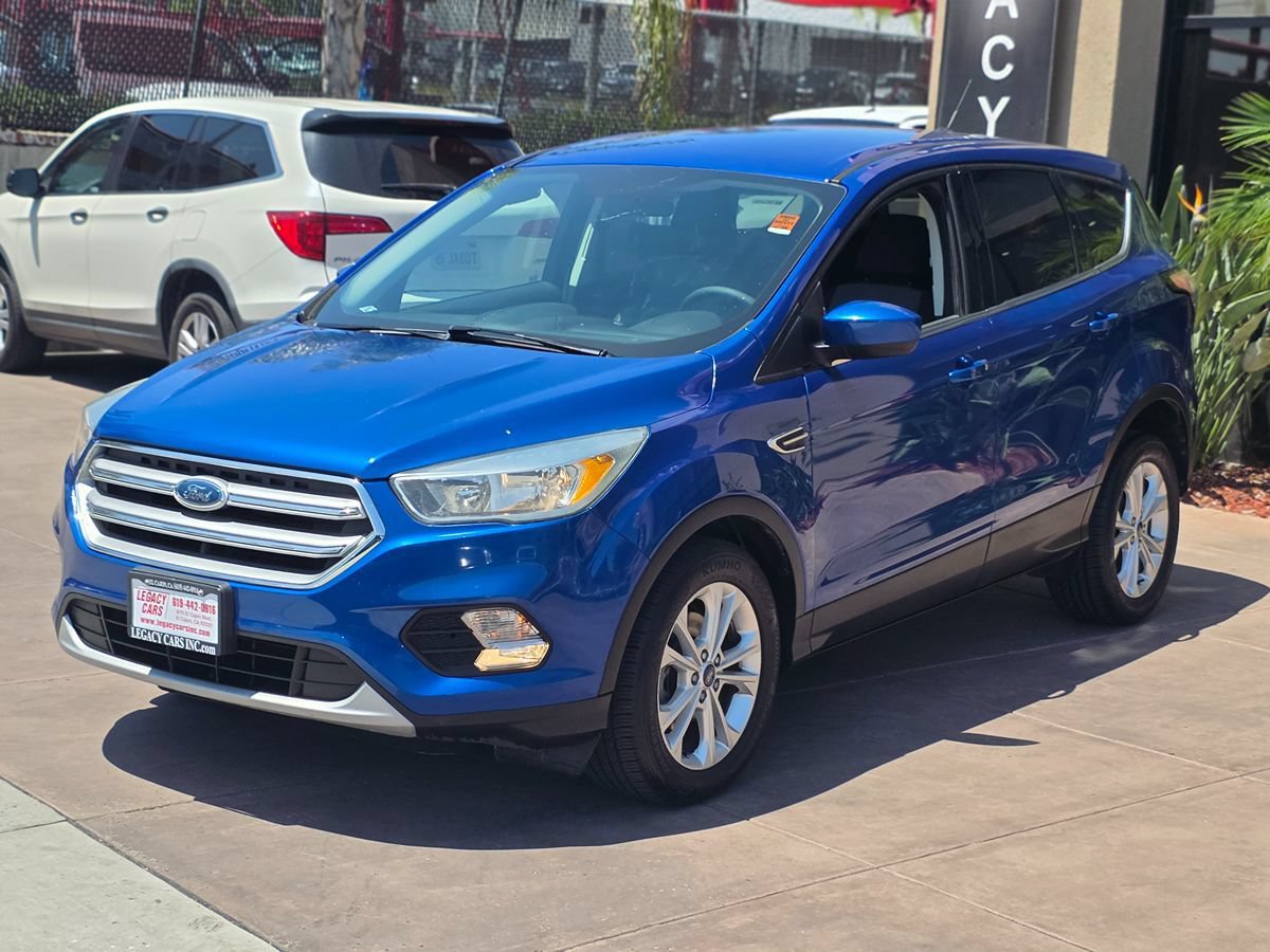 Used 2017 Ford Escape SE FWD image 5