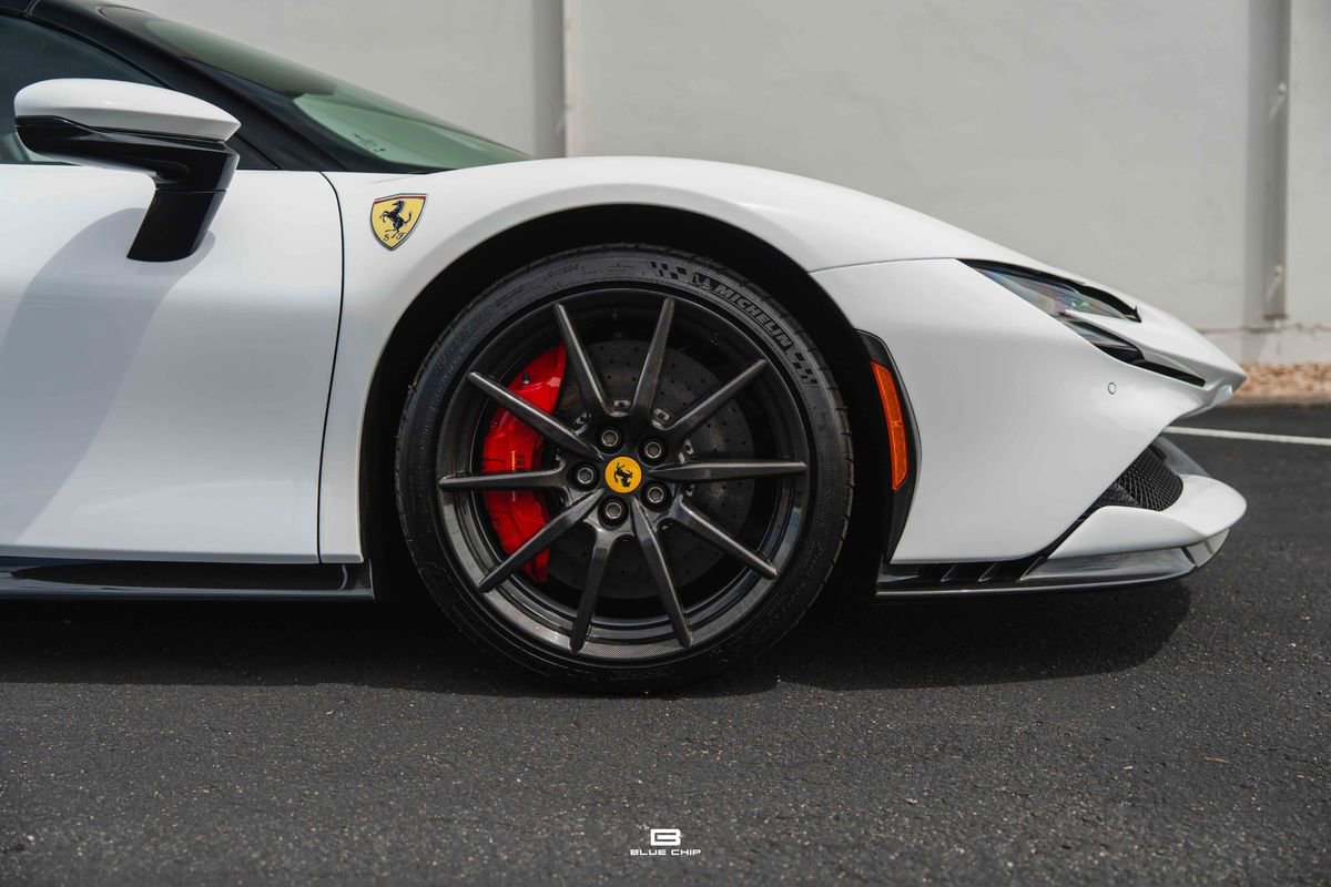 Used 2023 Ferrari SF90 Spider AWD/4WD image 8