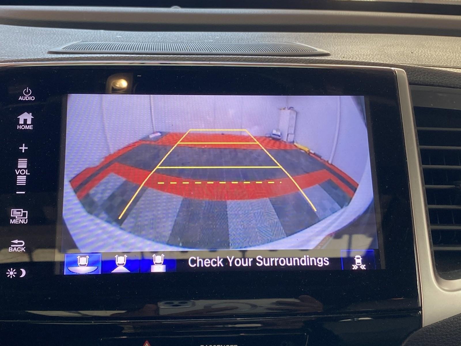 Used 2017 Honda Pilot Elite image 32