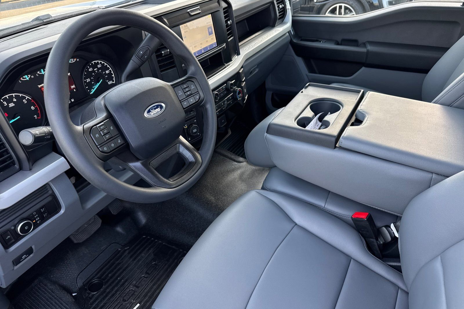 New 2026 Ford F350 XL w/ XL Off-Road Package AWD/4WD image 10