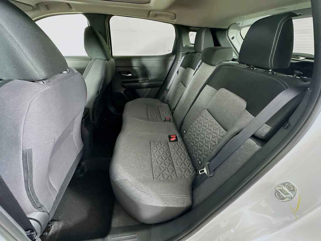 New 2026 Nissan Kicks SV w/ SV Premium Package FWD image 32