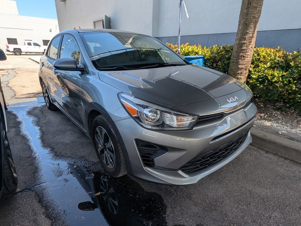 Used 2022 Kia Rio S w/ Option Group 015 FWD image 3
